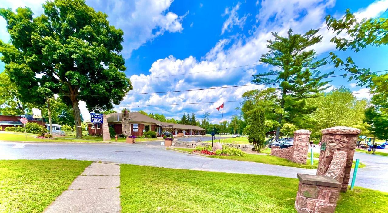 Park Place Motel & Suites Tweed 외부 사진