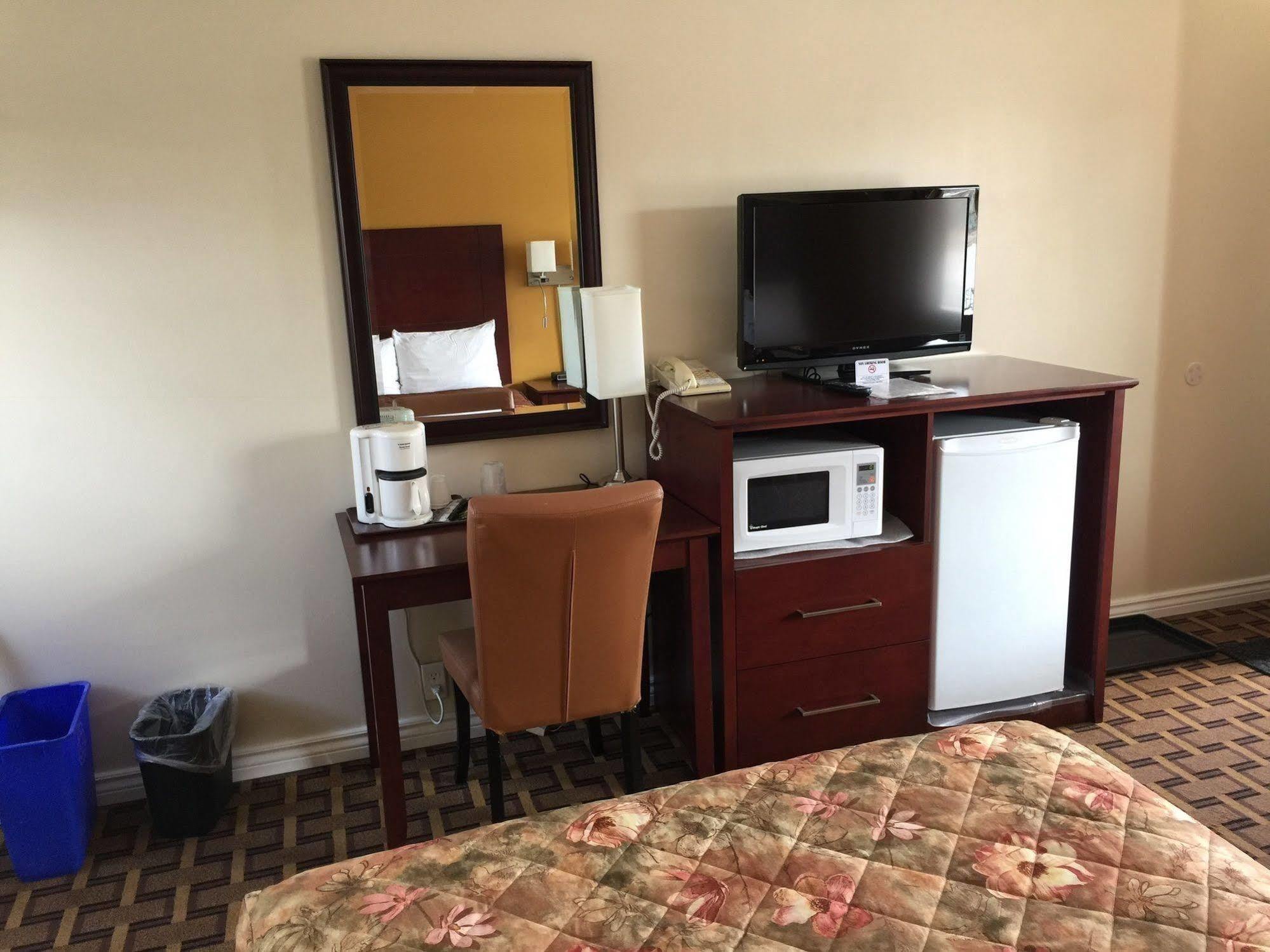 Park Place Motel & Suites Tweed 외부 사진